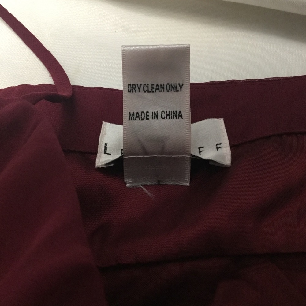 BILL LEVKOFF Stylish Burgundy Spaghetti Strap Dress - Picture 11 of 14